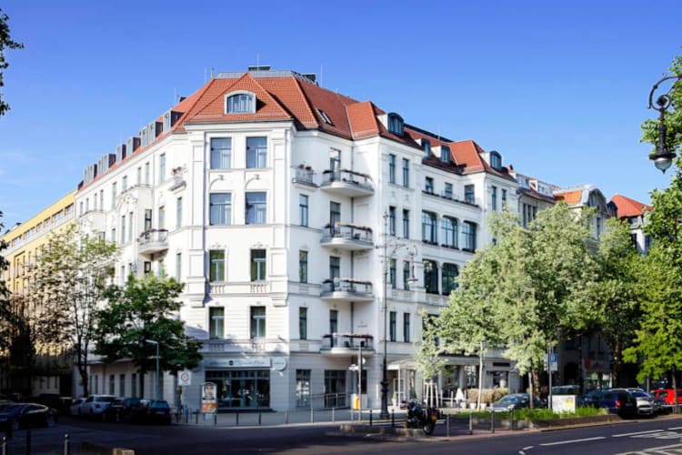 Hotel Exerior